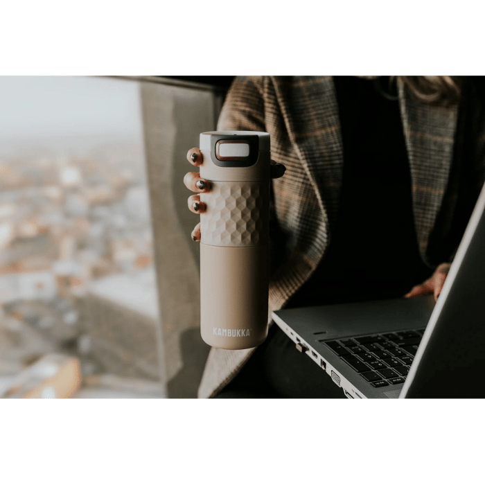 تراول ماگ کامبوکا مدل اِتنا گریپ 0.5 لیتر Barely Beige - Image 7